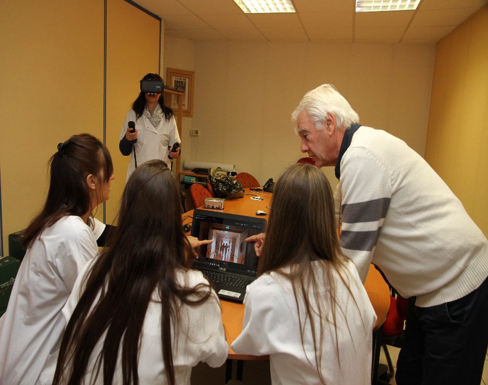 Cette formation recourt à la réalité virtuelle.
© Fire Hôpital