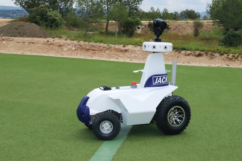 Jack est le premier robot français à être disponible en RaaS
(Robot as a Service). © TBC France