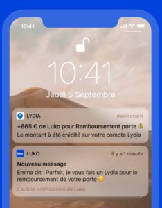 Ecran de smartphone montrant des messages échangés avec Luko