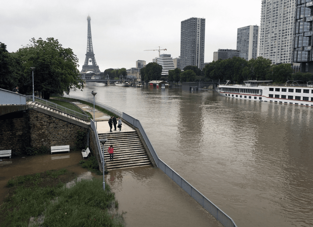 en-juin-2016-la-seine-a-atteint-son-niveau-le-plus-haut-depuis-1982