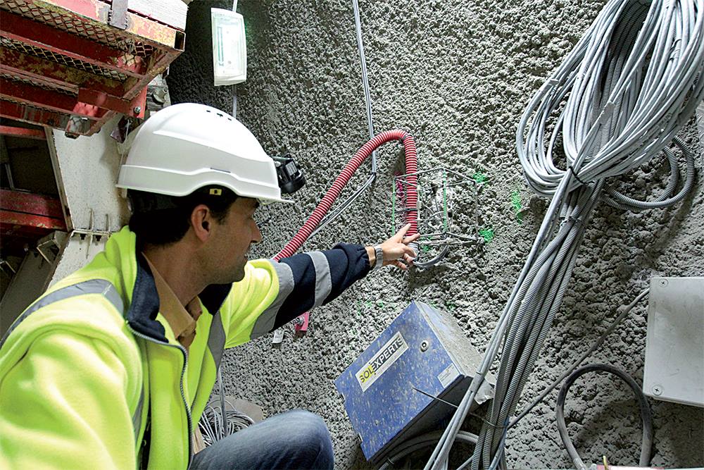 capteurs-par-fibre-optique-testes-au-laboratoire-souterrain-de-l-andra