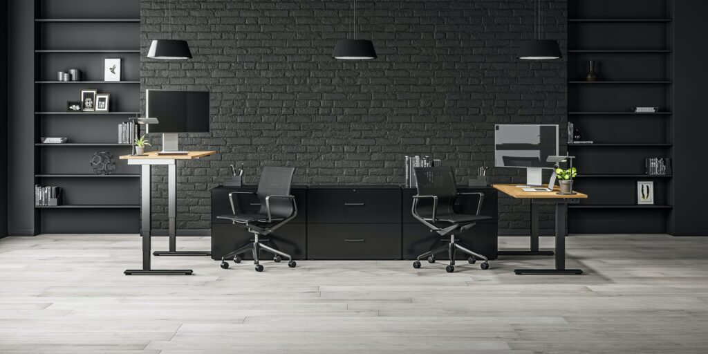 alterner-les-positions-assises-et-debout-avec-un-mobilier-de-bureau-adapte