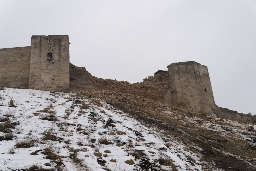 chateau-de-gaziantep-effondre-apres-le-seisme