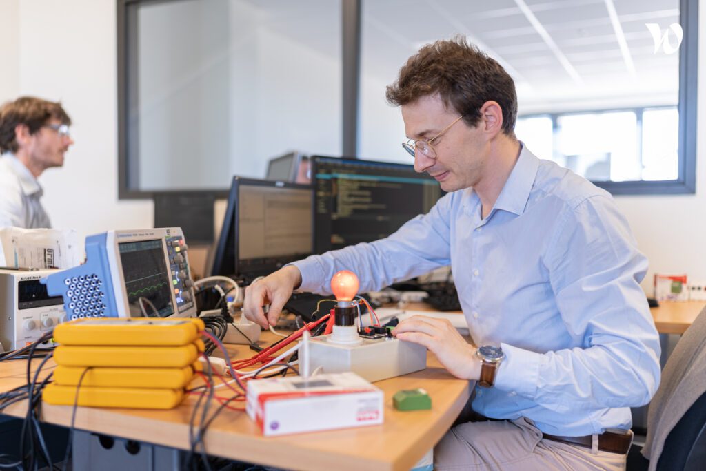 la-societe-dispose-d-un-bureau-d-etudes-integre-de-70-ingenieurs